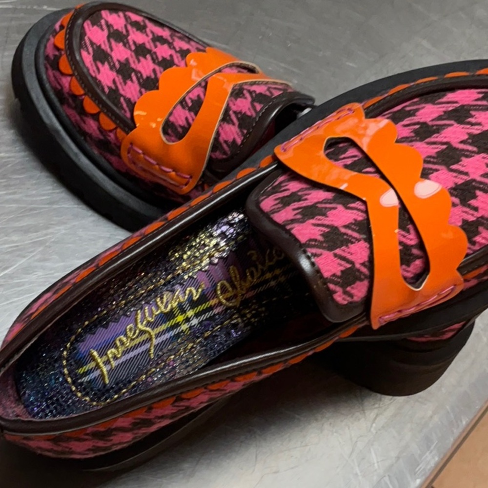 NWT Irregular Choice “Old Dawg” loafer sz 38